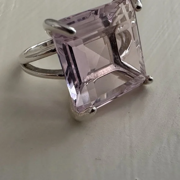 Pretty Rings - Picture 7 of 9